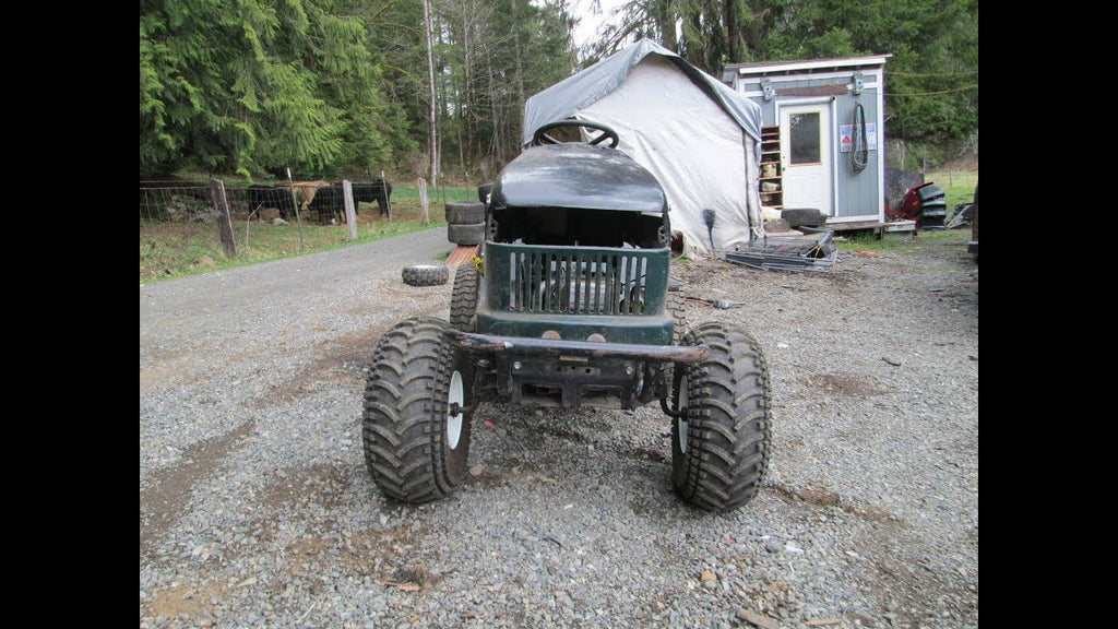 22/11.00-8 Tire H645055