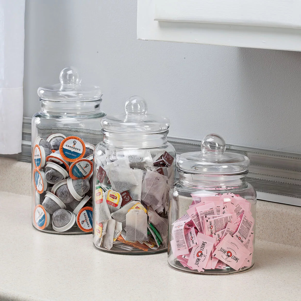 Glass Apothecary Jars with Lids, Set of 3 D52470