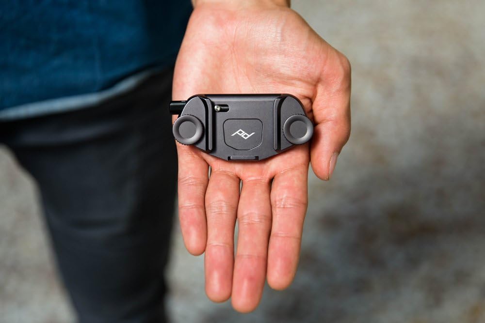 Black Camera Clip Y136