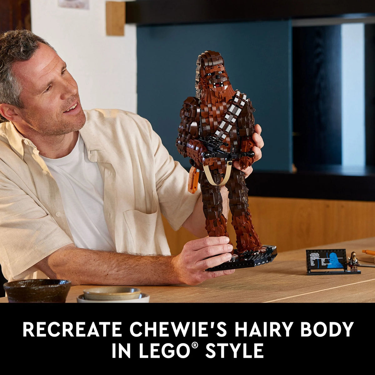 Buildable Chewbacca Collectible I93933