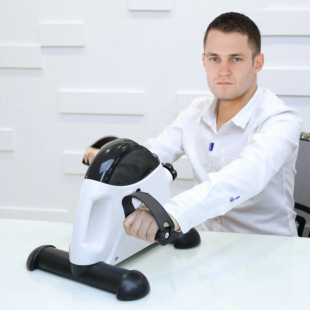 White Plastic Exercise Bike G953774