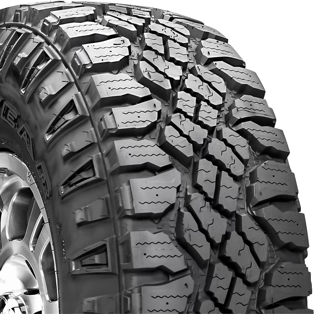 Studdable Rugged Terrain Light Truck Tire C4845