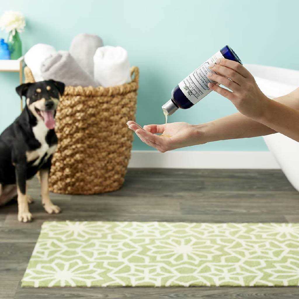 Anti-Bacterial Shampoo G1927