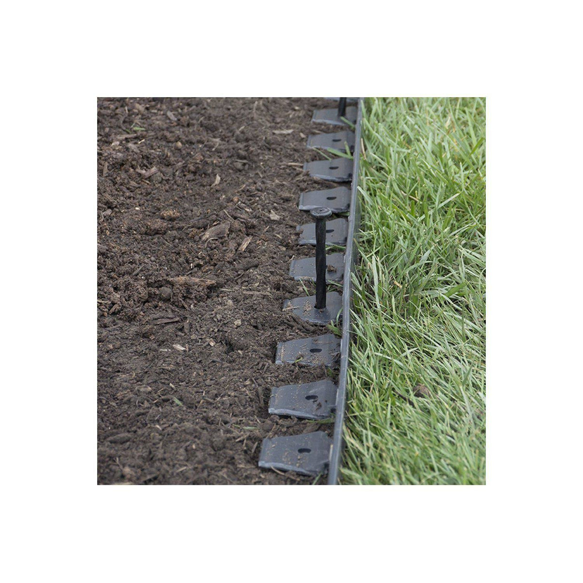 Plastic No-Dig Landscape Edging Kit 100-Feet P949