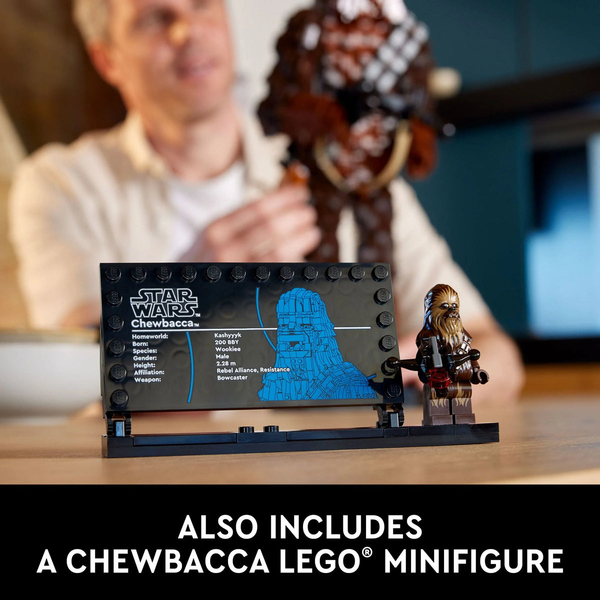 Buildable Chewbacca Collectible I93933