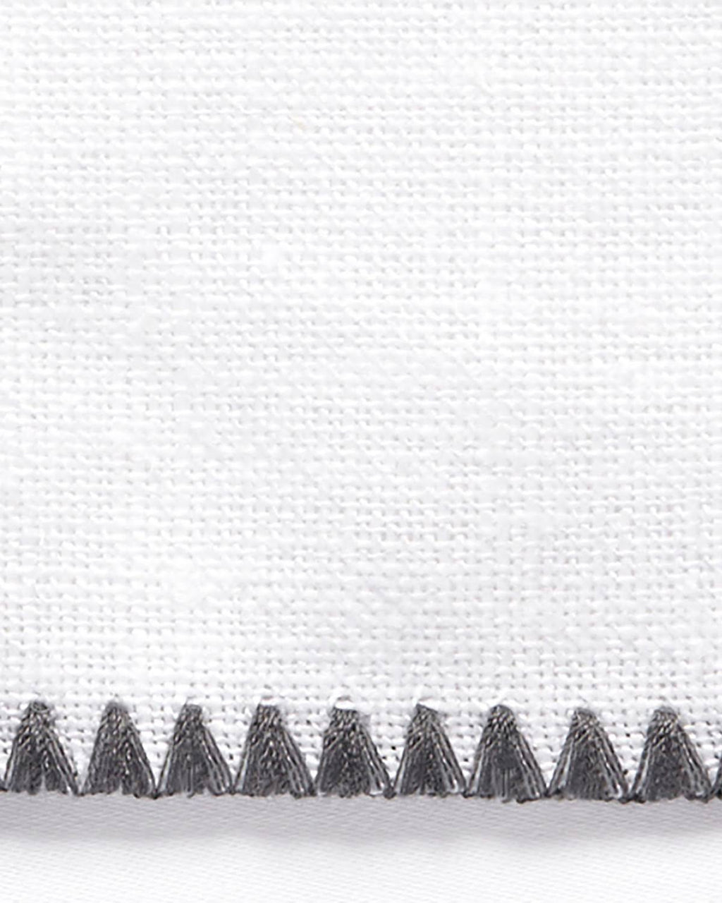 White Charcoal Oblong Table Cloth V8506