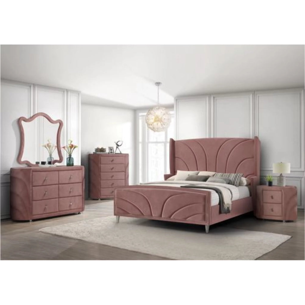 Upholstery Eastern King Bed B81880