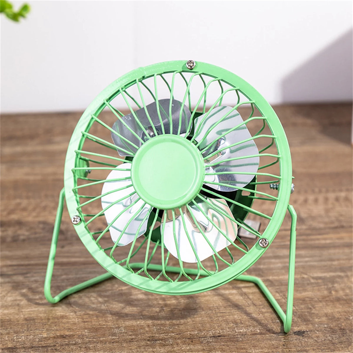 4-inch Mini Metal USB Desk Fan I753