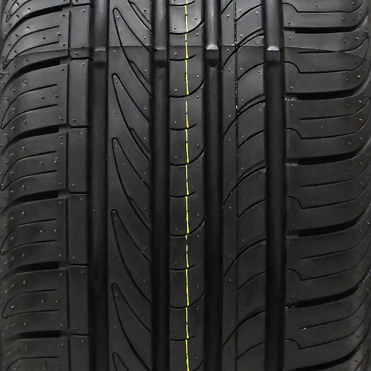 P195/65R15 89H Passenger Tire D6093
